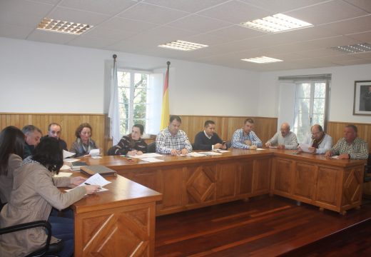 O Pleno de Frades aproba por unanimidade bonificar o 95% do IBI a 193 explotacións agrarias ou gandeiras do municipio